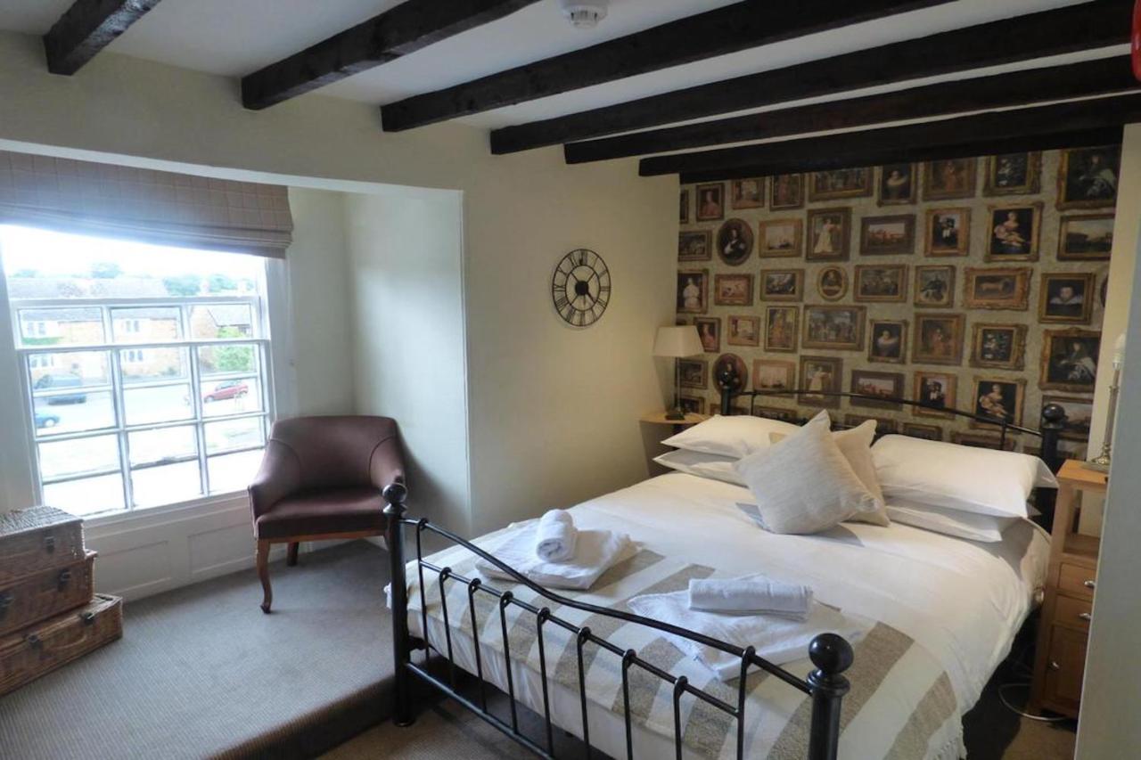Oyo Unicorn Inn Deddington Exterior photo